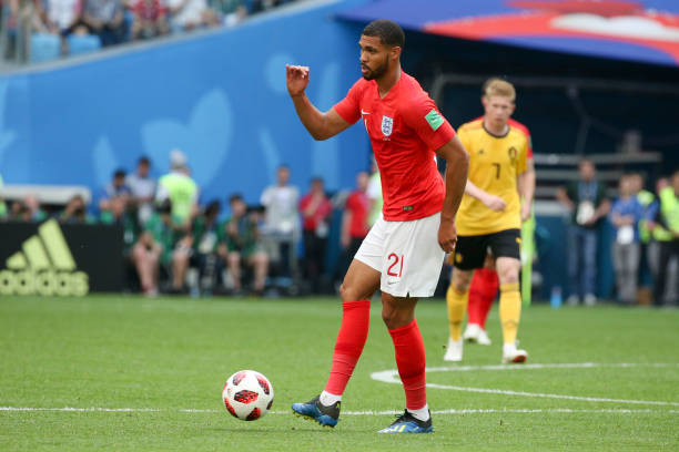 也反映出巴 也反映出巴