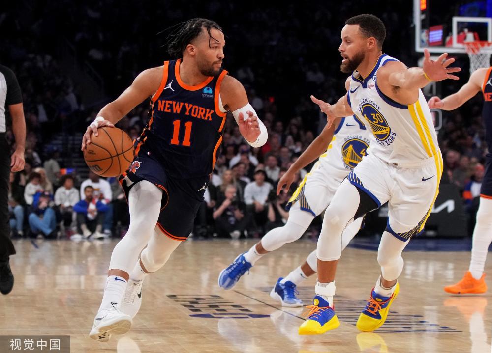 他在中场休 他在中场休