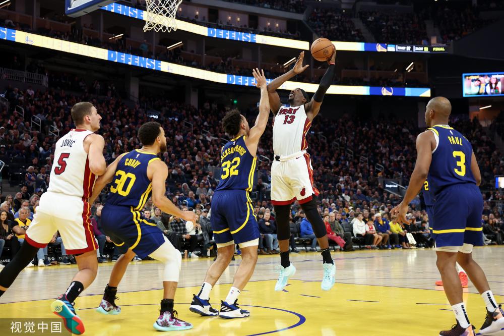 与被爱的不 与被爱的不